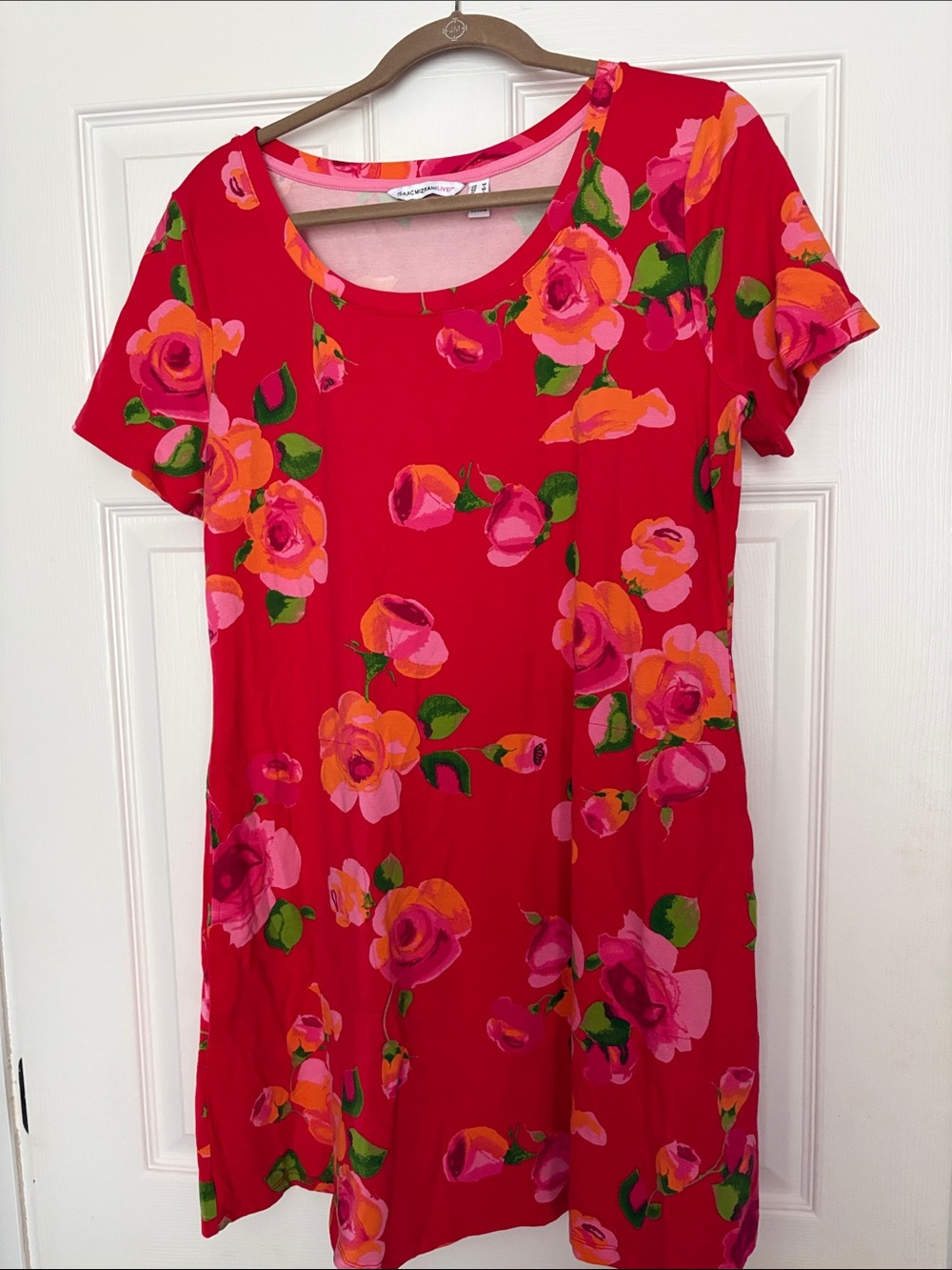 Red Floral Short Sleeve Scoop Neck Dress new no tags w/ pockets